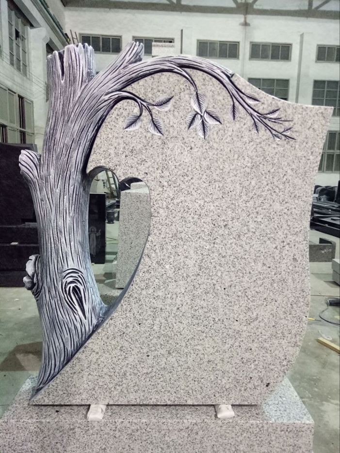 Carved Tree Tombstone